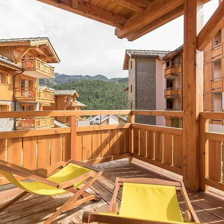 Apartment Aux Pieds, 6 Pers, - Terrasse Et Confort - Fr-1-330d-67 Montgenevre